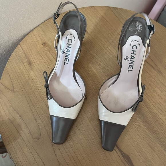 Chanel Authenticated Heel Genuine Leather Size 38 in very good condition - Picture 4 of 8